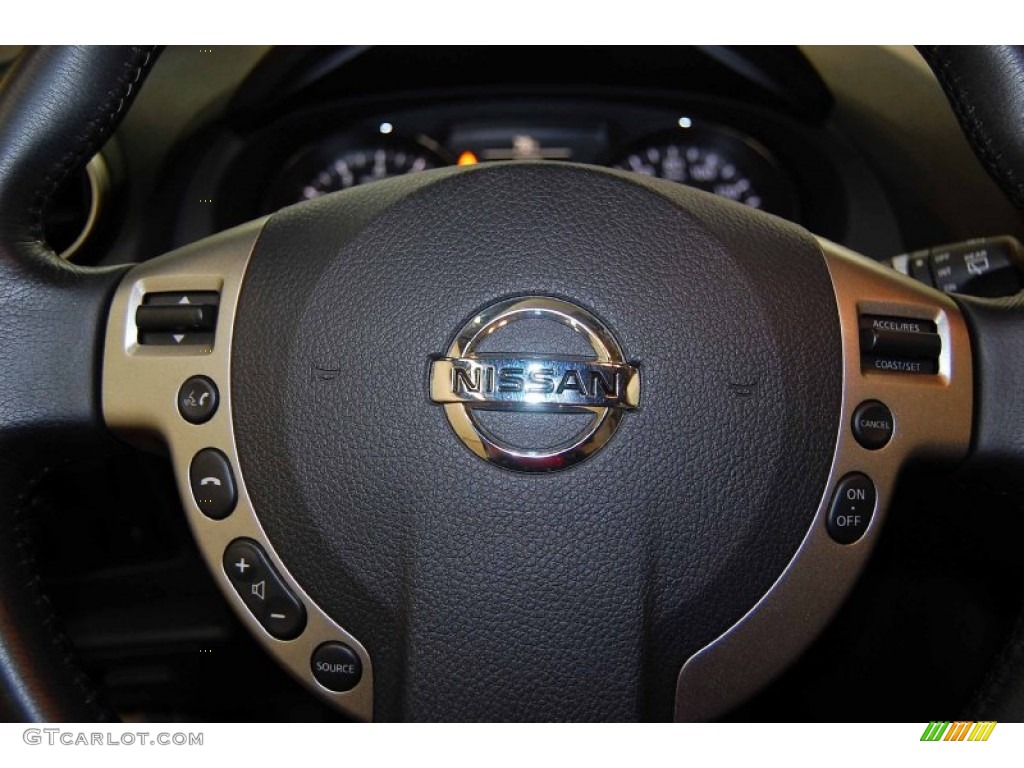 2011 Rogue SL - Gotham Gray Metallic / Gray photo #26