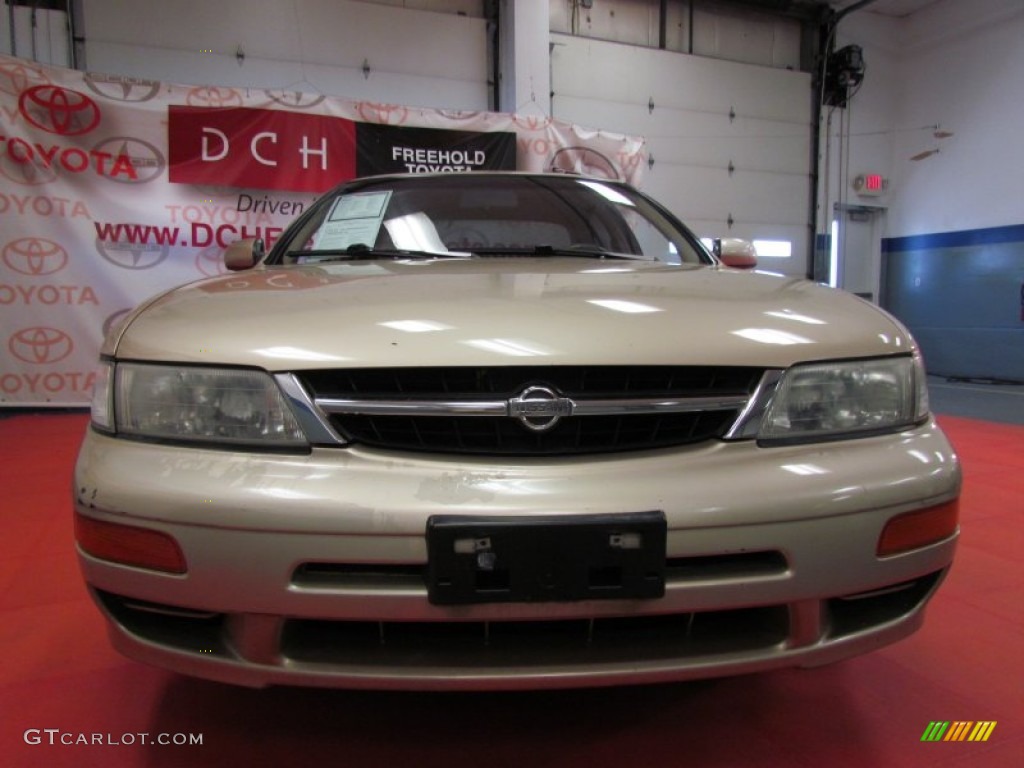 1998 Maxima  - Pebble Beige Metallic / Beige photo #2