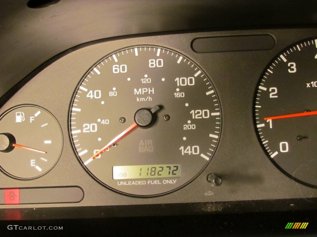 1998 Maxima  - Pebble Beige Metallic / Beige photo #19