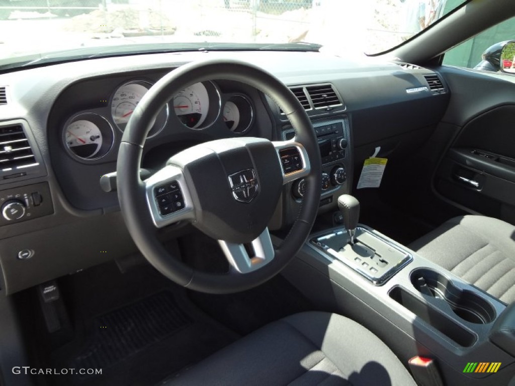 2011 Challenger R/T - Black / Dark Slate Gray photo #6