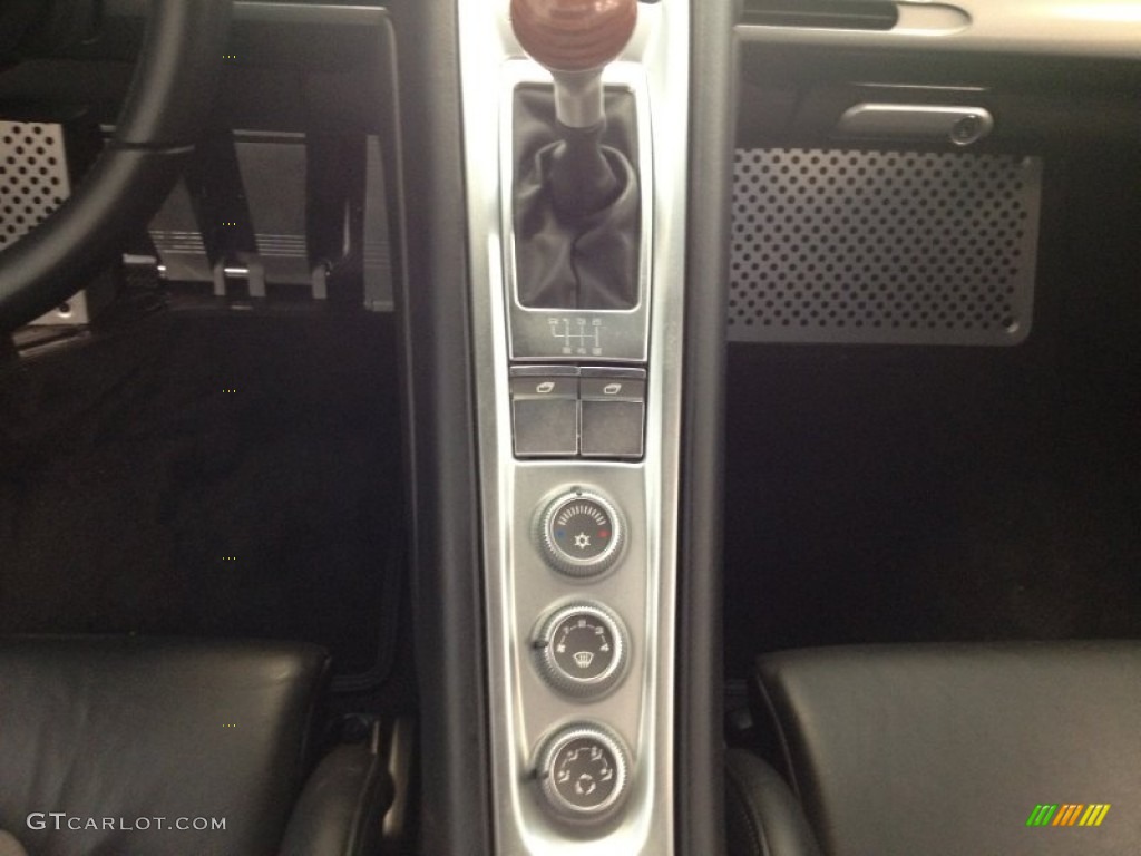 2005 Porsche Carrera GT Standard Carrera GT Model Controls Photo #65833168