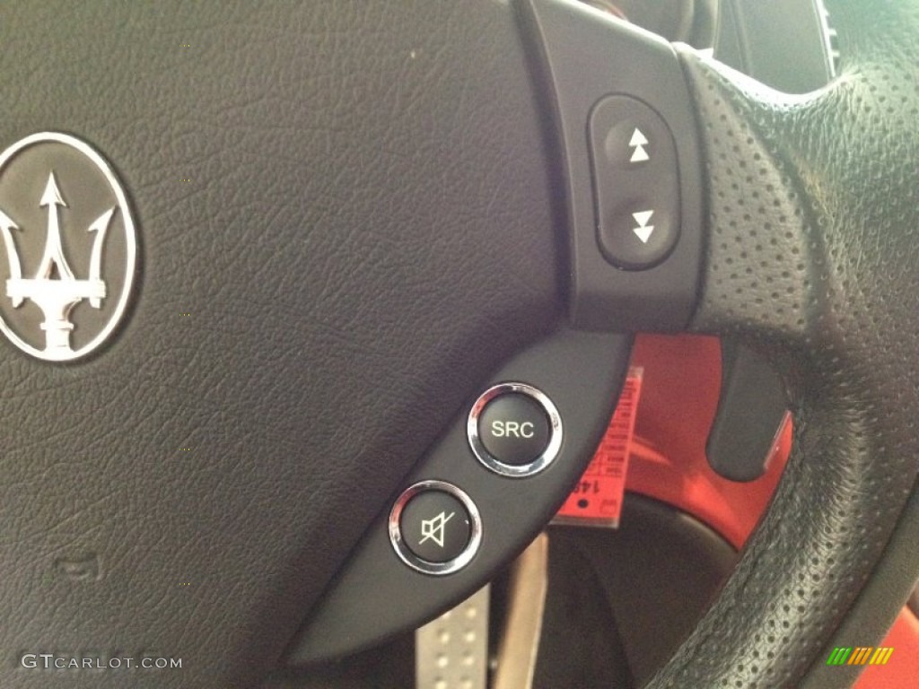 2009 Maserati GranTurismo S Controls Photo #65833478