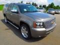 Graystone Metallic - Suburban LT 4x4 Photo No. 2