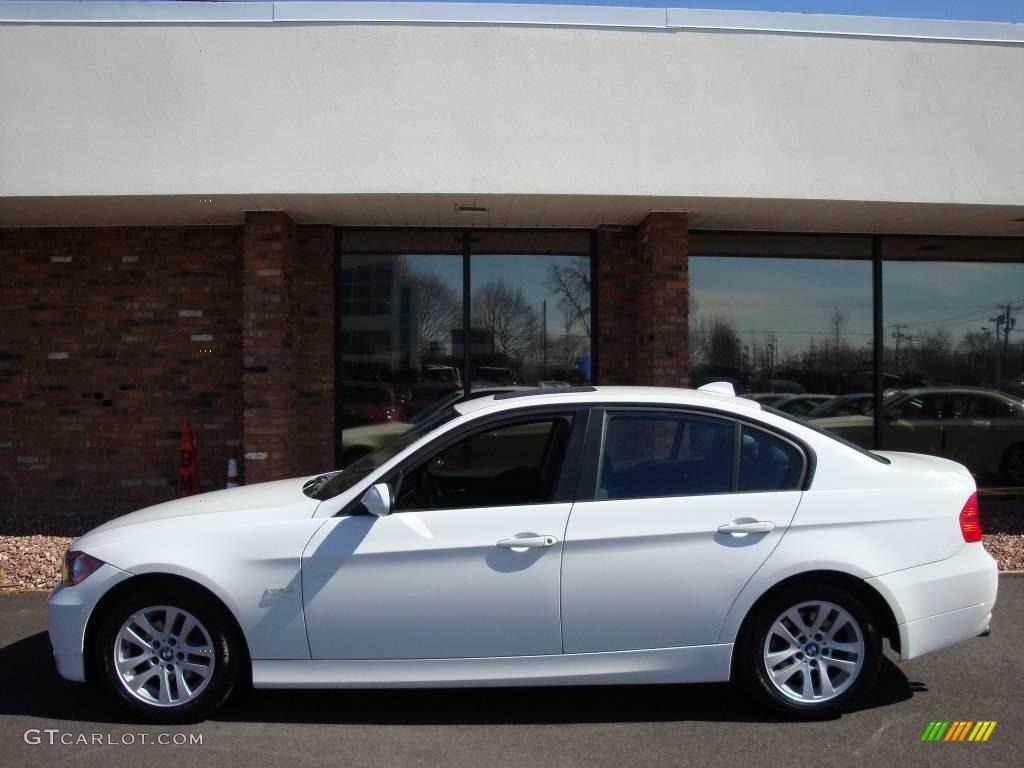 2007 3 Series 328xi Sedan - Alpine White / Black photo #2