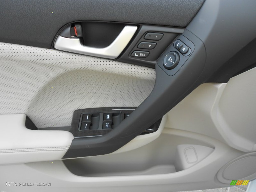 2012 Acura TSX Sport Wagon Controls Photo #65838383