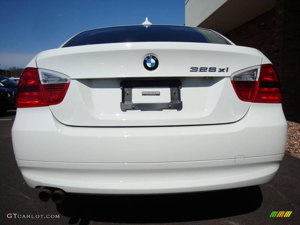 2007 3 Series 328xi Sedan - Alpine White / Black photo #4