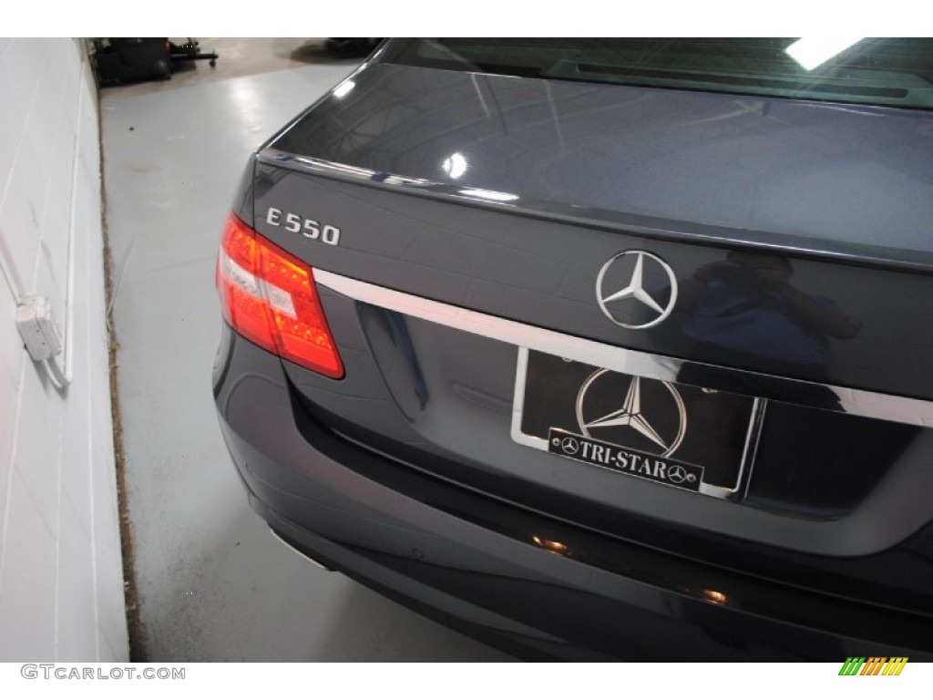 2010 E 550 Sedan - Steel Grey Metallic / Natural Beige photo #24