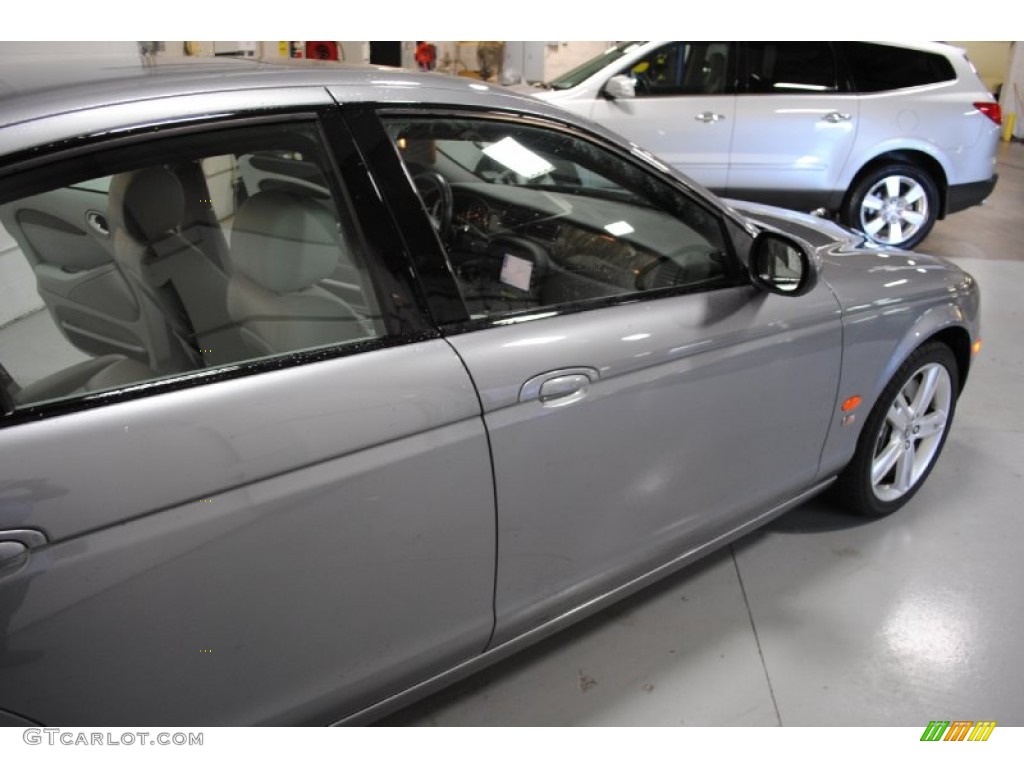 2007 S-Type R Sport - Liquid Silver Metallic / Dove/Charcoal photo #30