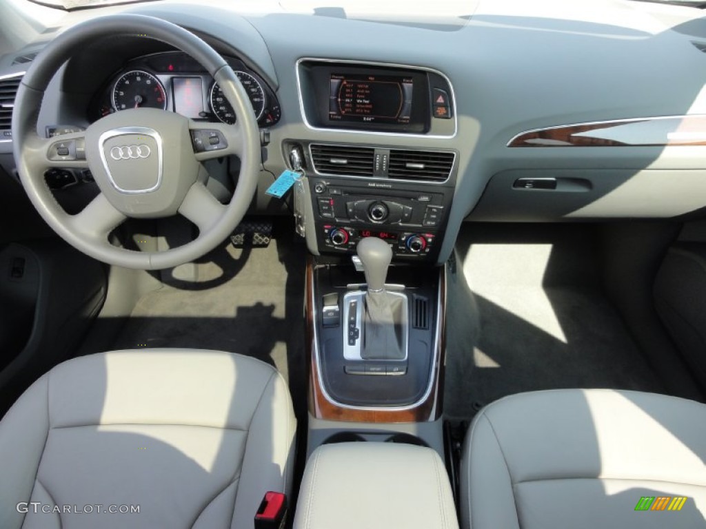 2009 Q5 3.2 Premium quattro - Quartz Gray Metallic / Light Gray photo #26