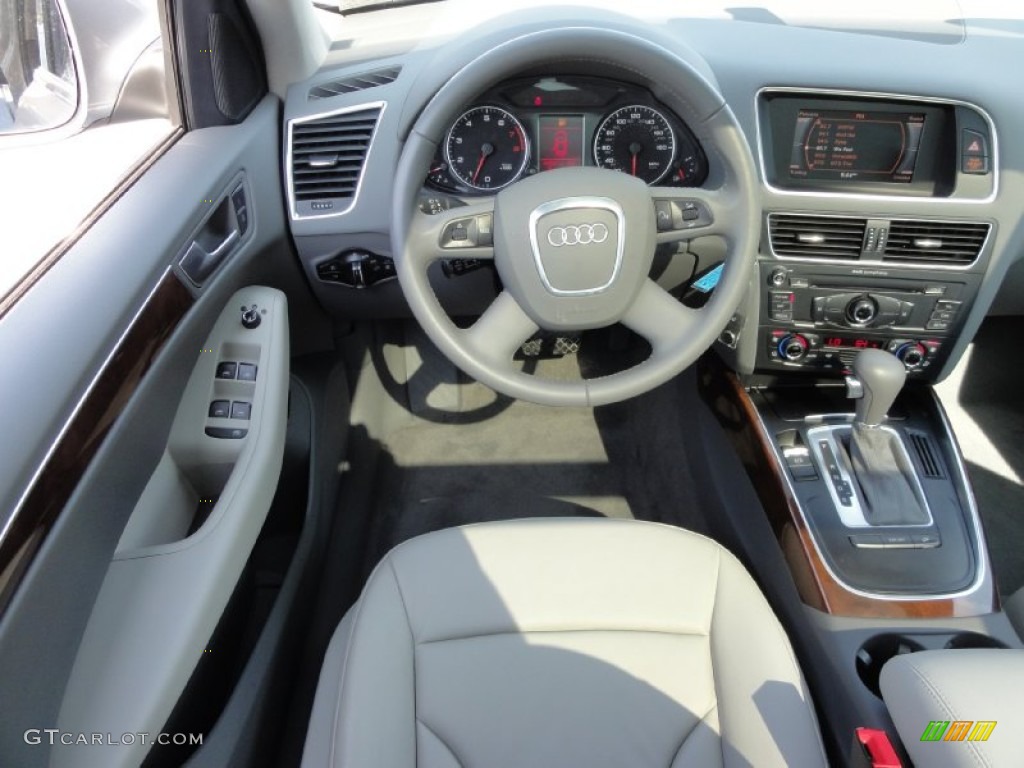2009 Q5 3.2 Premium quattro - Quartz Gray Metallic / Light Gray photo #27