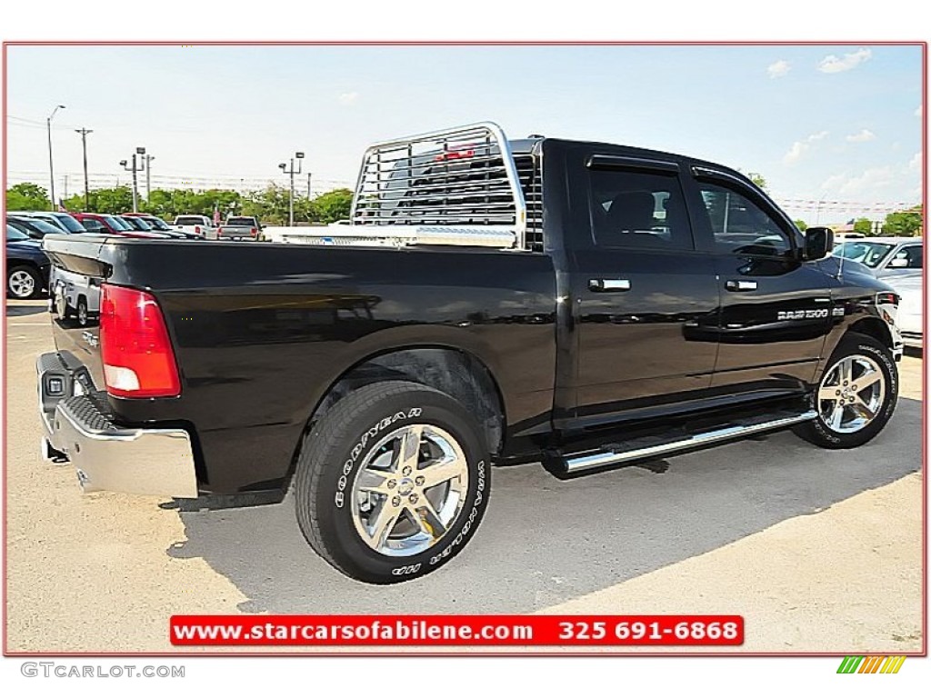 2011 Ram 1500 Lone Star Crew Cab 4x4 - Brilliant Black Crystal Pearl / Light Pebble Beige/Bark Brown photo #10