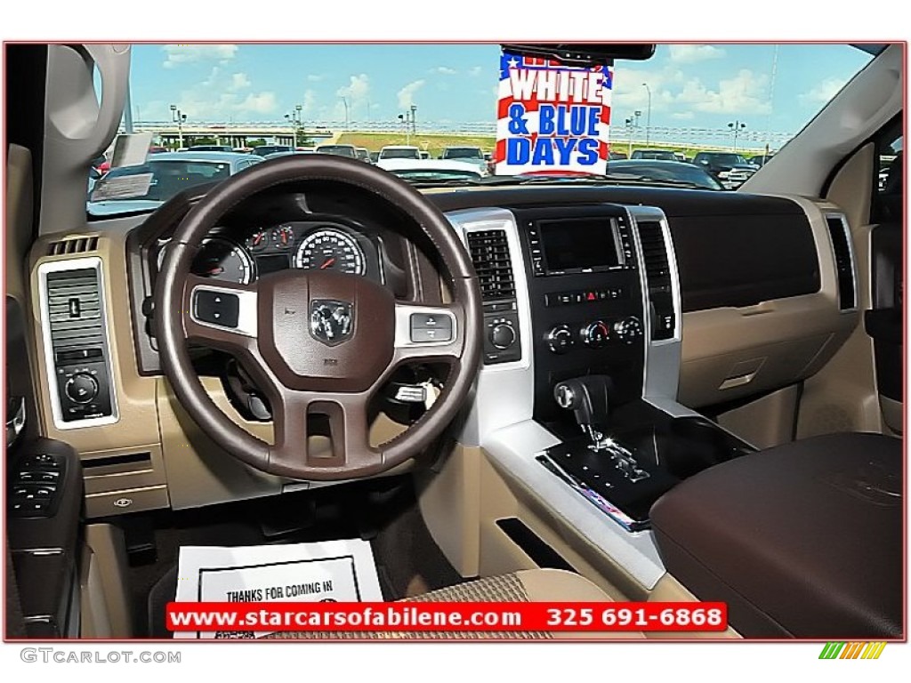 2011 Ram 1500 Lone Star Crew Cab 4x4 - Brilliant Black Crystal Pearl / Light Pebble Beige/Bark Brown photo #41