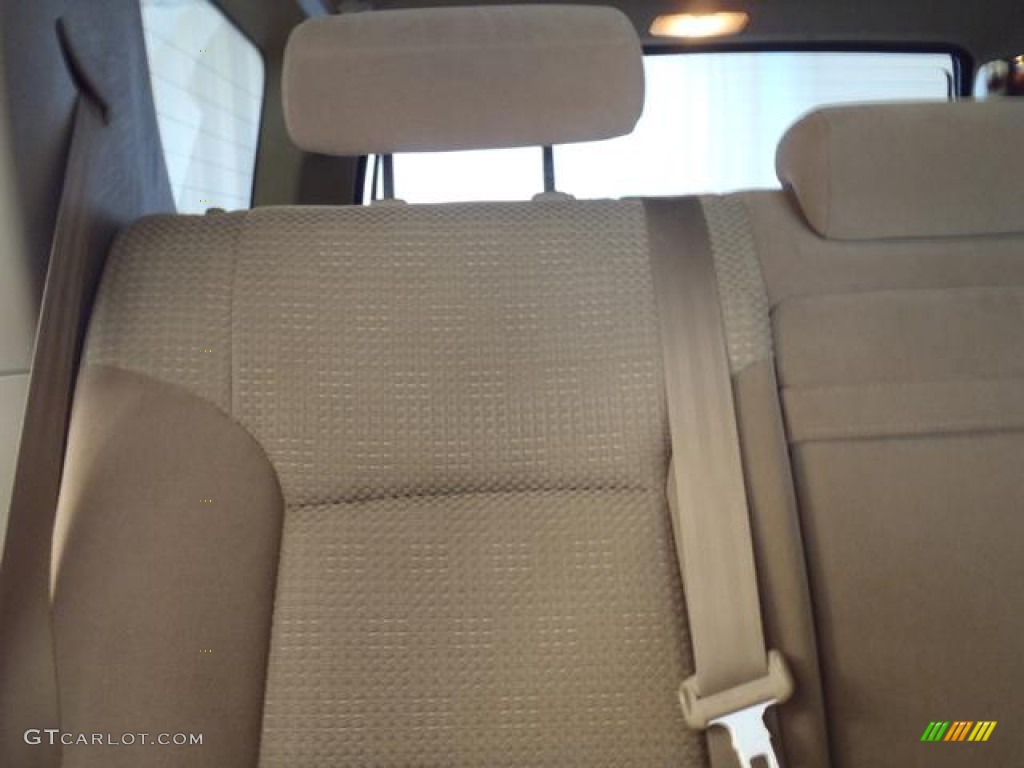2004 4Runner SR5 - Natural White / Taupe photo #12