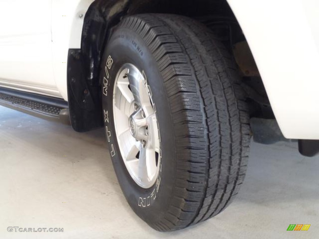 2004 4Runner SR5 - Natural White / Taupe photo #15