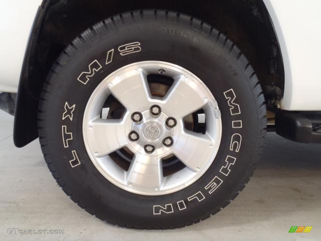 2004 4Runner SR5 - Natural White / Taupe photo #16