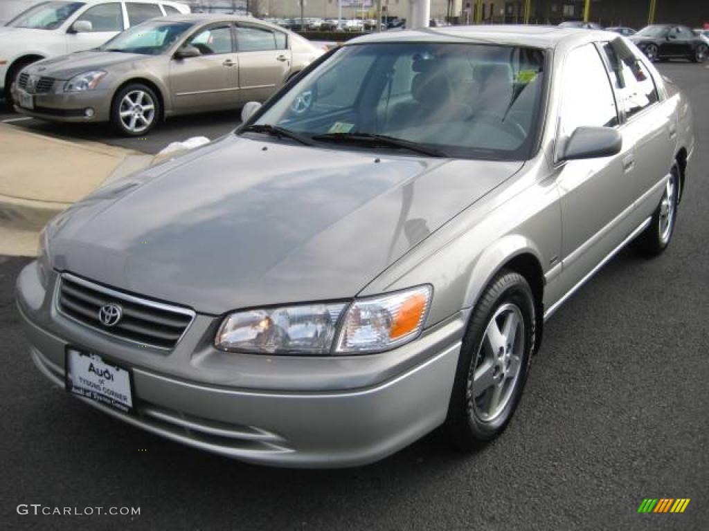 2001 Camry LE V6 - Antique Sage Pearl / Gray photo #1