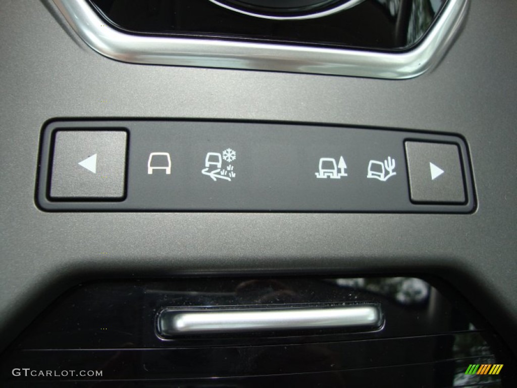 2012 Land Rover Range Rover Evoque Prestige Controls Photo #65855055