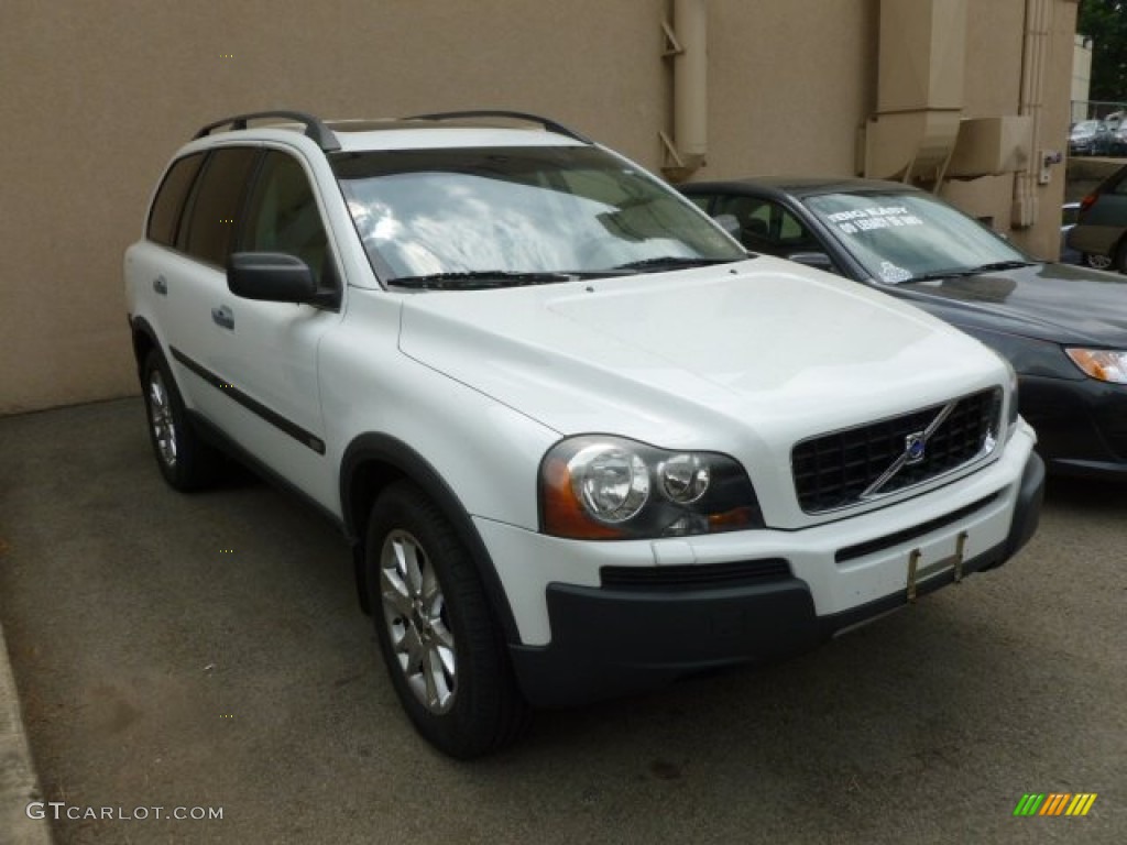 Ice White Volvo XC90