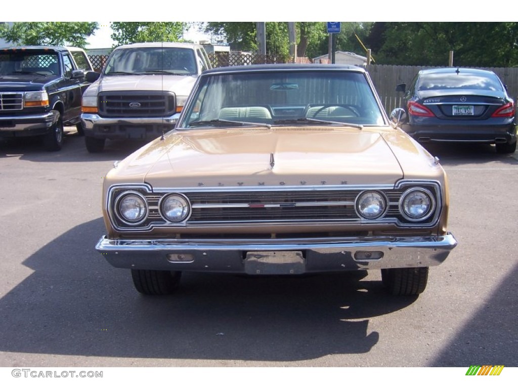 Gold Metallic 1967 Plymouth Satellite 2 Door Hardtop Exterior Photo #65856099