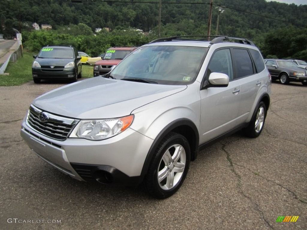 2009 Forester 2.5 X Premium - Spark Silver Metallic / Black photo #1