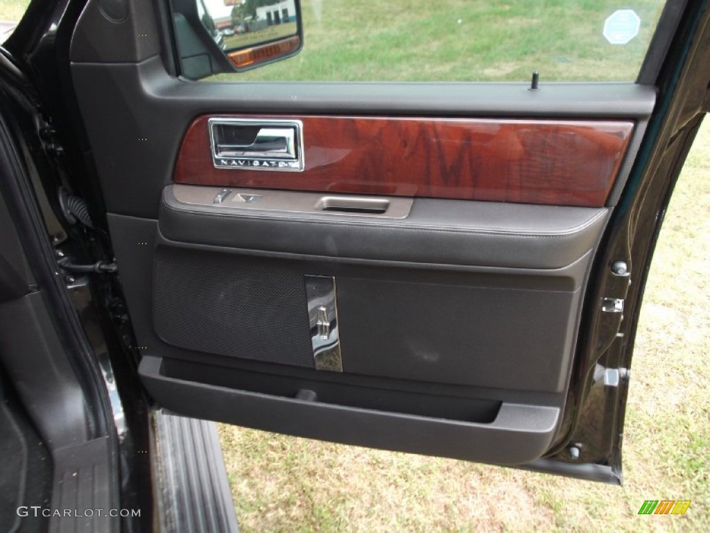 2011 Lincoln Navigator 4x2 Charcoal Black Door Panel Photo #65860551