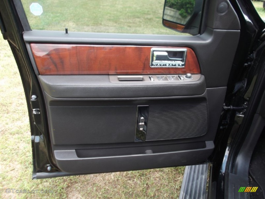2011 Lincoln Navigator 4x2 Charcoal Black Door Panel Photo #65860638