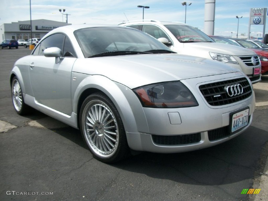 2003 Audi TT 1.8T quattro Coupe Exterior Photos