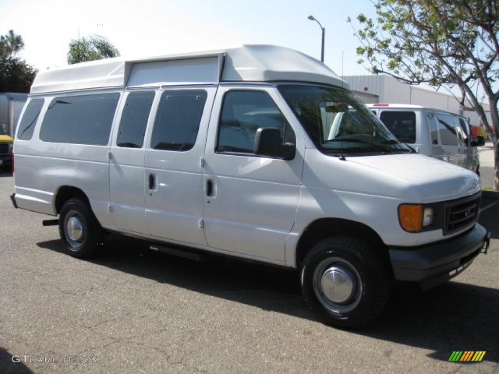 Oxford White Ford E Series Van