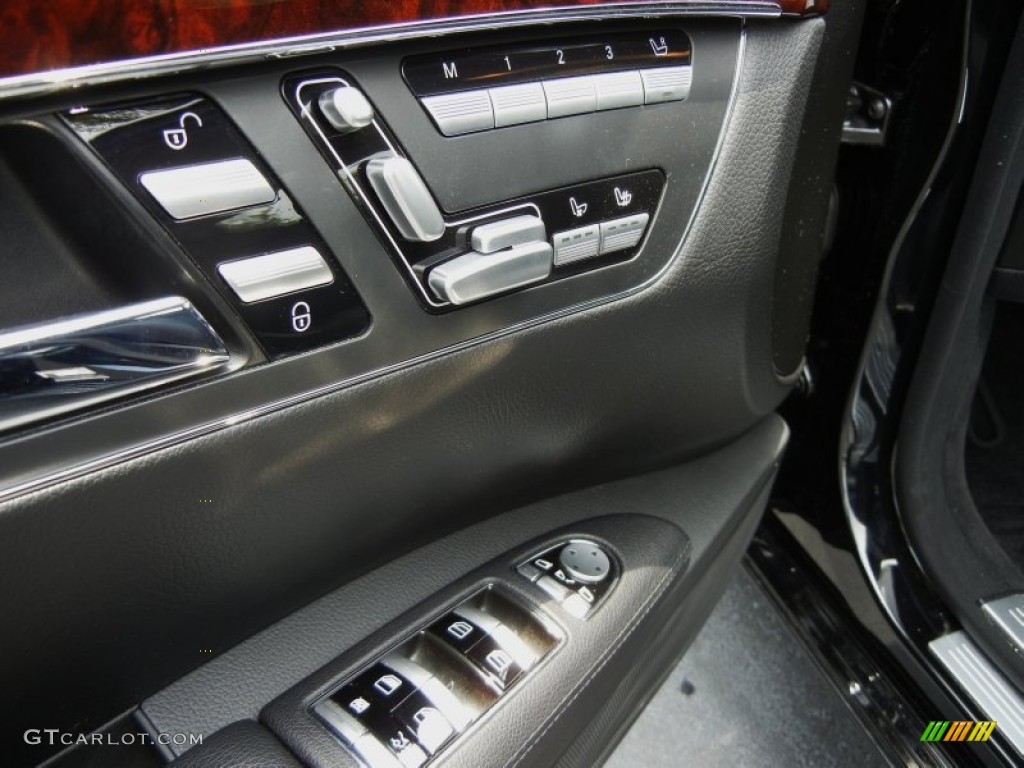 2012 Mercedes-Benz S 550 4Matic Sedan Controls Photo #65866407