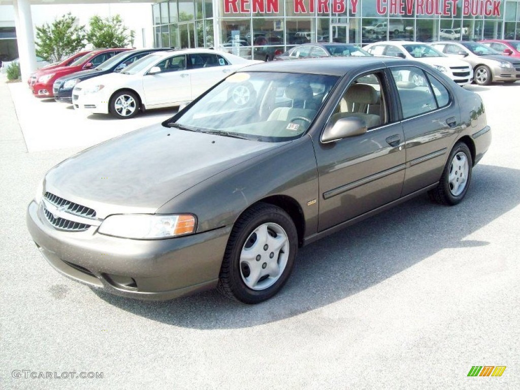 2001 Altima GXE - Brushed Pewter / Blond photo #10
