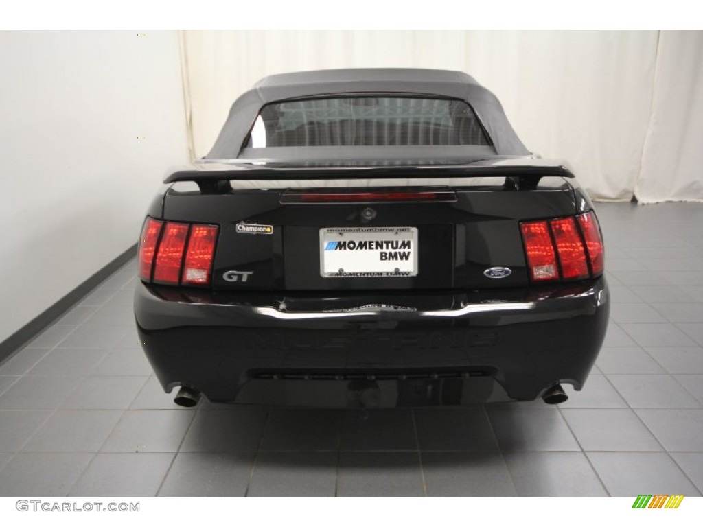 2002 Mustang GT Convertible - Black / Dark Charcoal photo #14