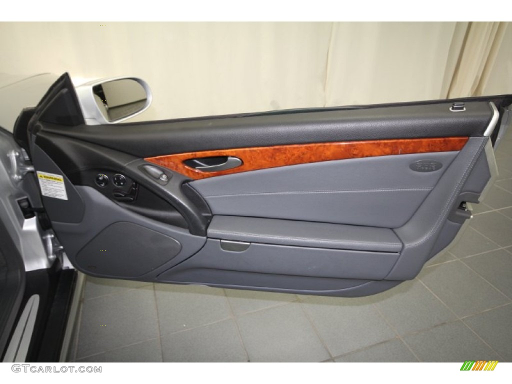 2005 Mercedes-Benz SL 500 Roadster Ash Door Panel Photo #65873181