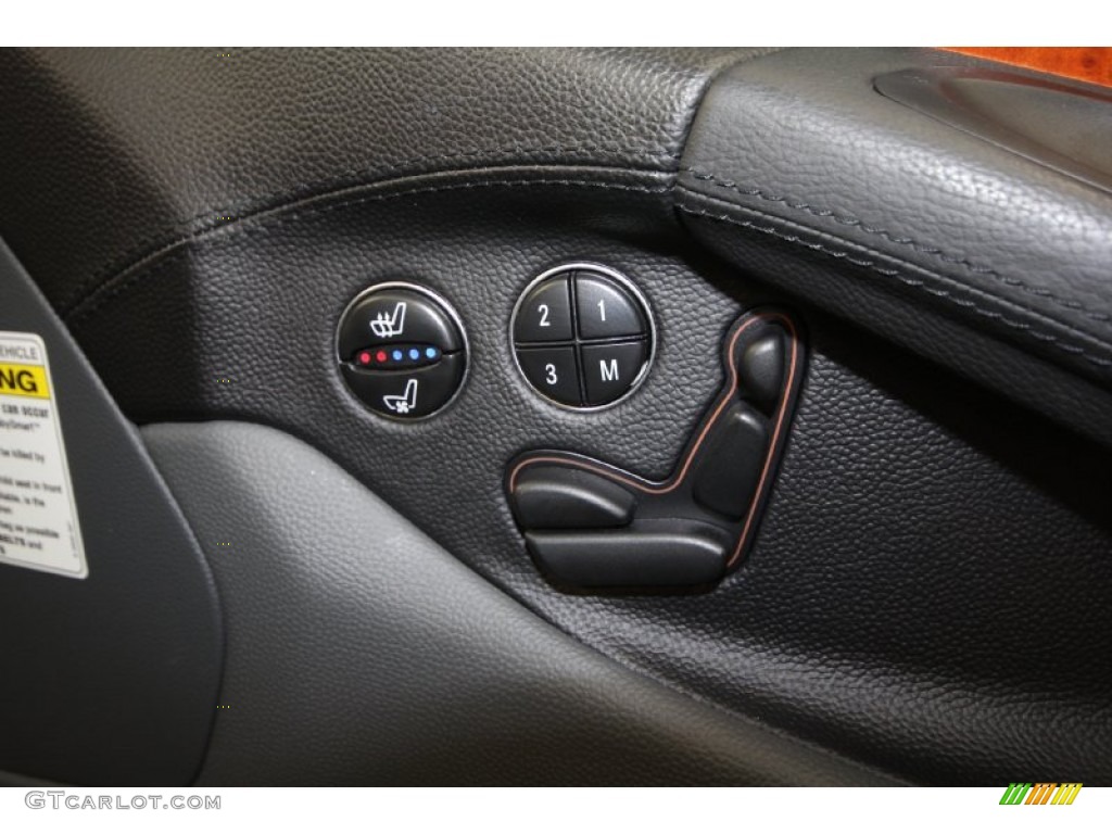 2005 Mercedes-Benz SL 500 Roadster Controls Photo #65873190