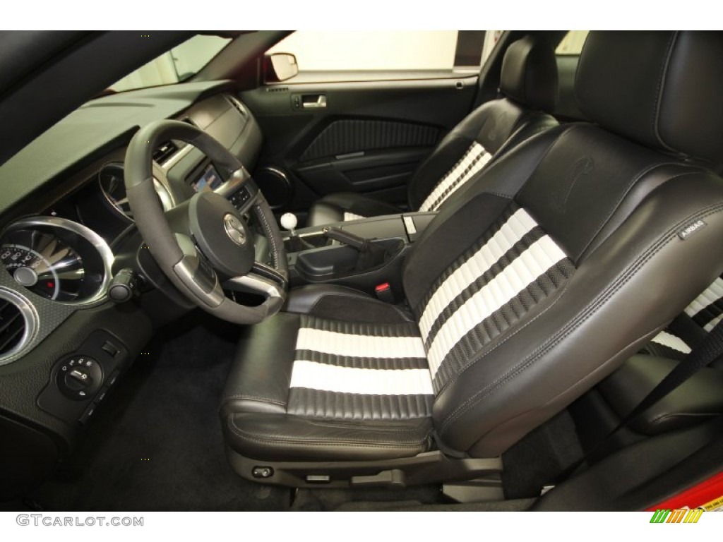 Charcoal Black/White Interior 2011 Ford Mustang Shelby GT500 SVT Performance Package Coupe Photo #65873250