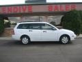 Cloud 9 White - Focus ZXW SE Wagon Photo No. 3