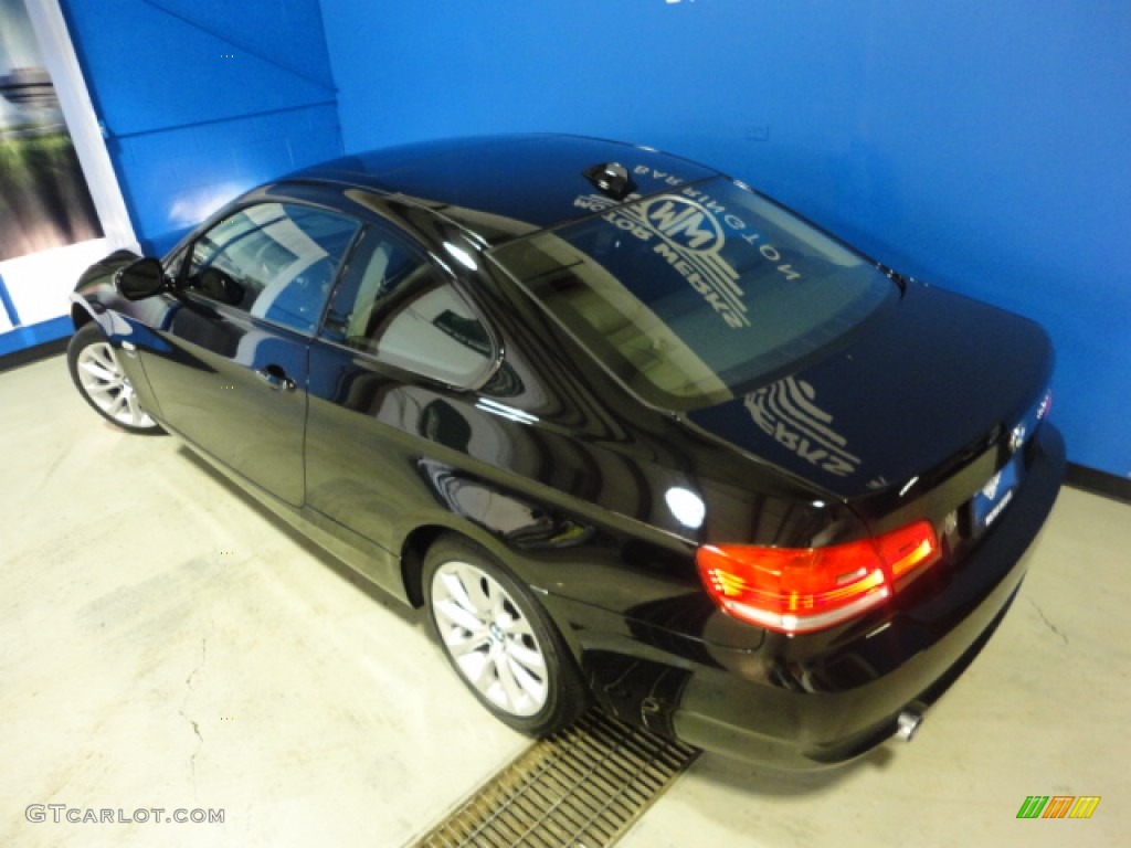 2010 3 Series 335i xDrive Coupe - Jet Black / Black Dakota Leather photo #32