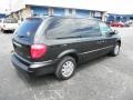 2007 Brilliant Black Crystal Pearl Chrysler Town & Country Limited  photo #25