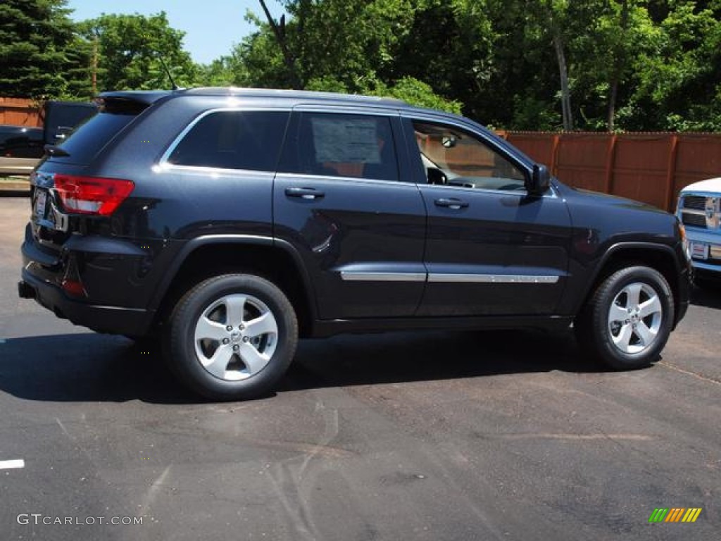 2012 Grand Cherokee Laredo X Package 4x4 - Maximum Steel Metallic / Black photo #3