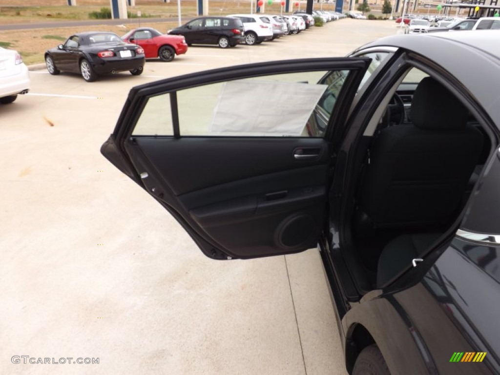 2013 MAZDA6 i Sport Sedan - Ebony Black / Black photo #16