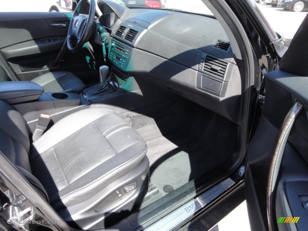 2006 X3 3.0i - Black Sapphire Metallic / Black photo #19