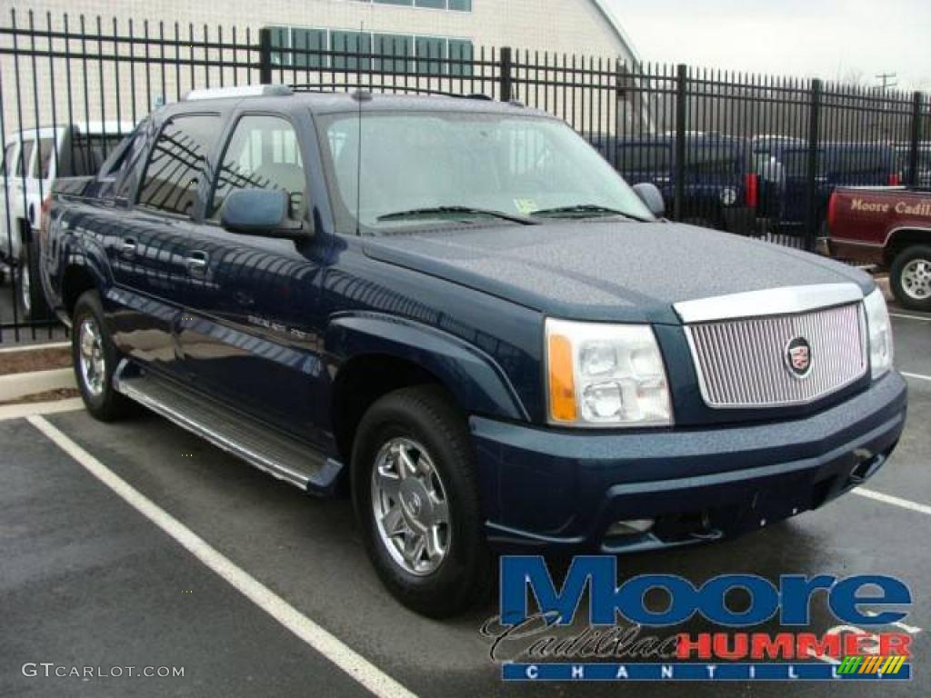 2005 Escalade EXT AWD - Rip Tide Blue / Shale photo #3