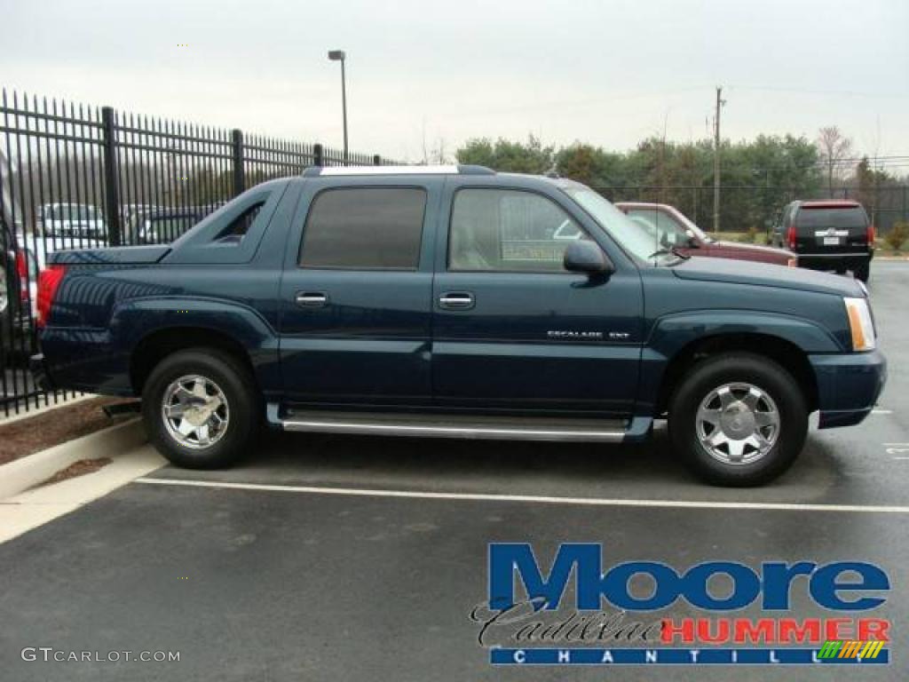 2005 Escalade EXT AWD - Rip Tide Blue / Shale photo #4