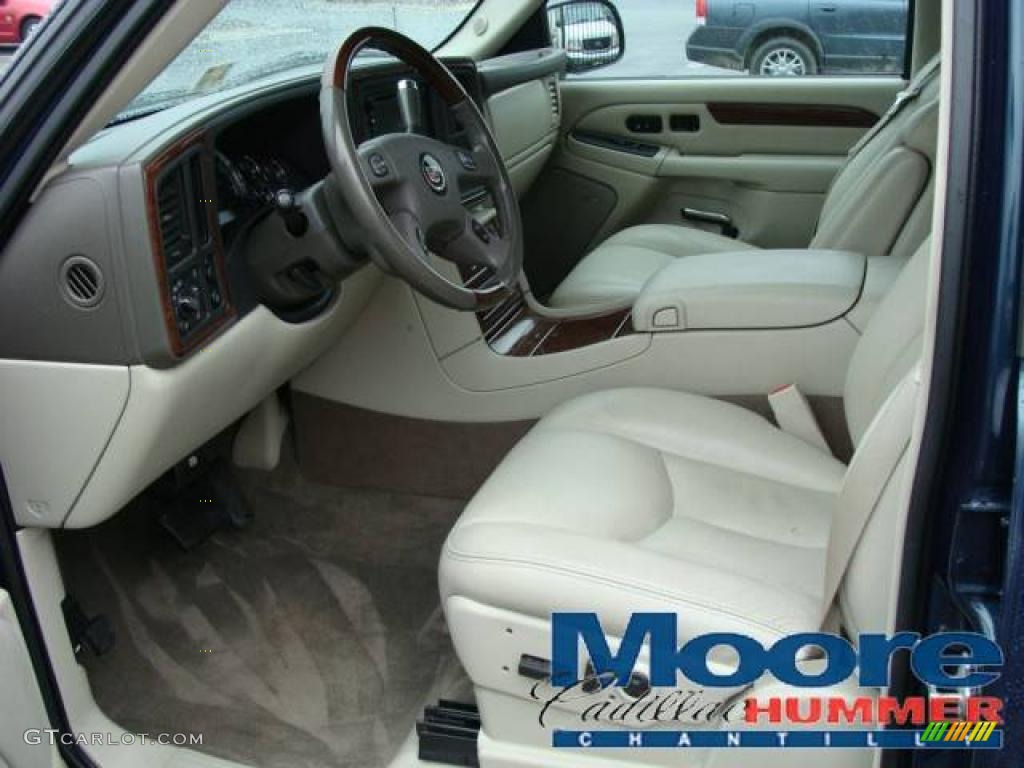 2005 Escalade EXT AWD - Rip Tide Blue / Shale photo #10