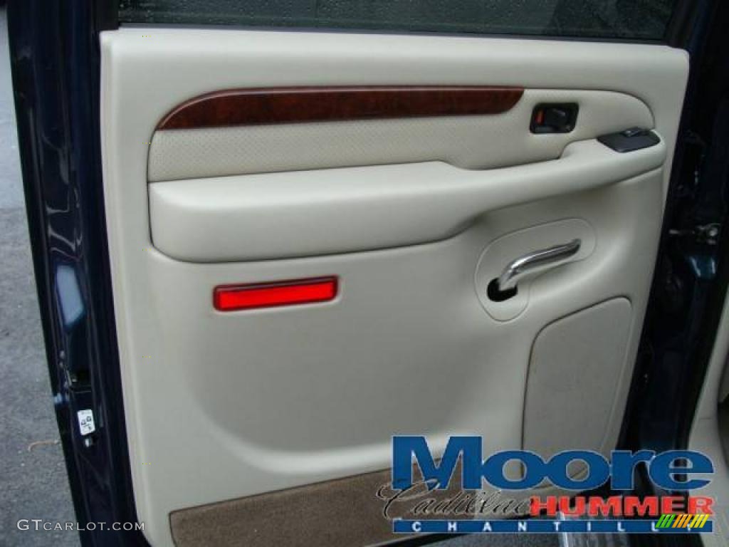 2005 Escalade EXT AWD - Rip Tide Blue / Shale photo #12