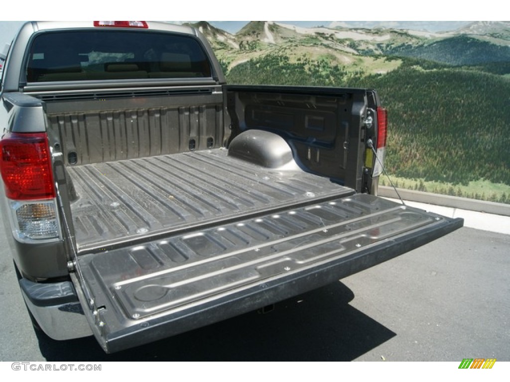 2010 Tundra SR5 CrewMax 4x4 - Sandy Beach Metallic / Sand Beige photo #17