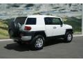 Iceberg White - FJ Cruiser 4WD Photo No. 3