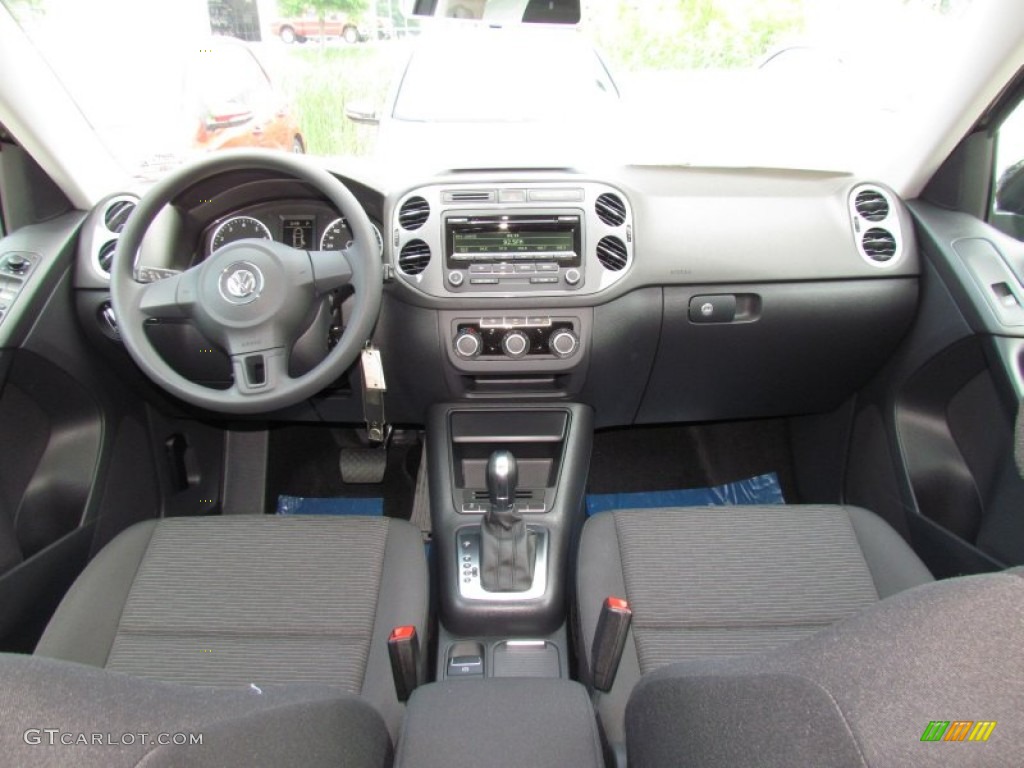 2012 Tiguan S - Deep Black Metallic / Black photo #5
