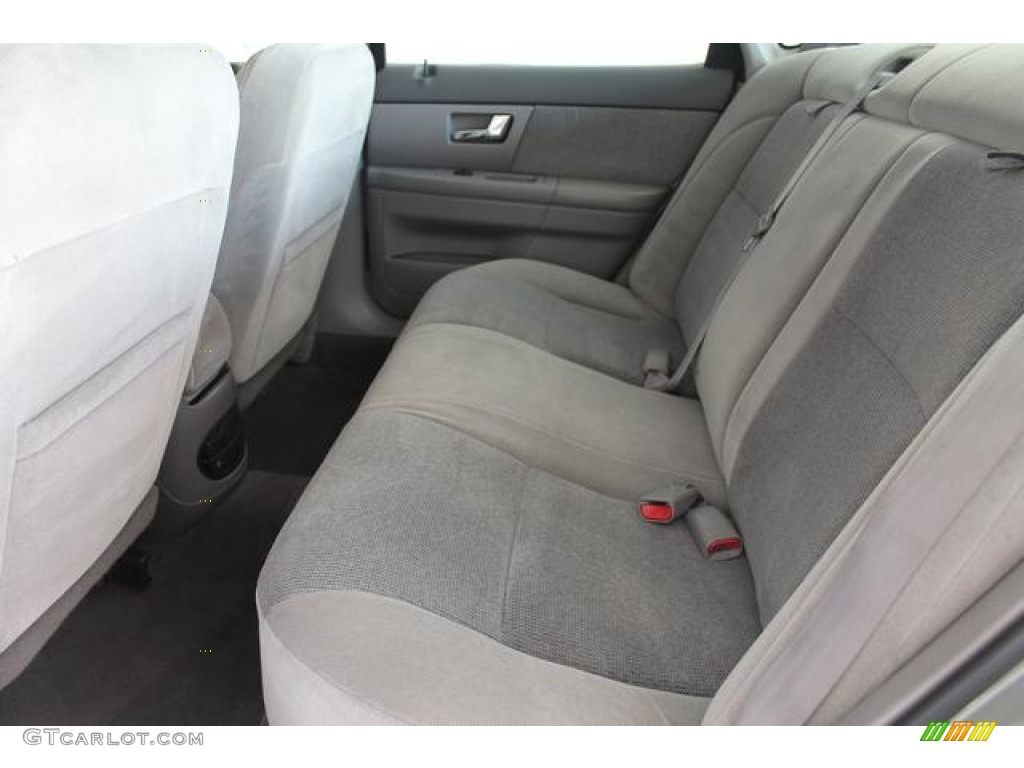 2001 Ford Taurus SE interior Photos
