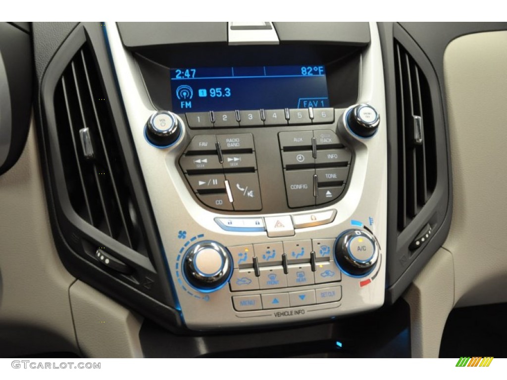 2012 Equinox LS - Black / Light Titanium/Jet Black photo #32