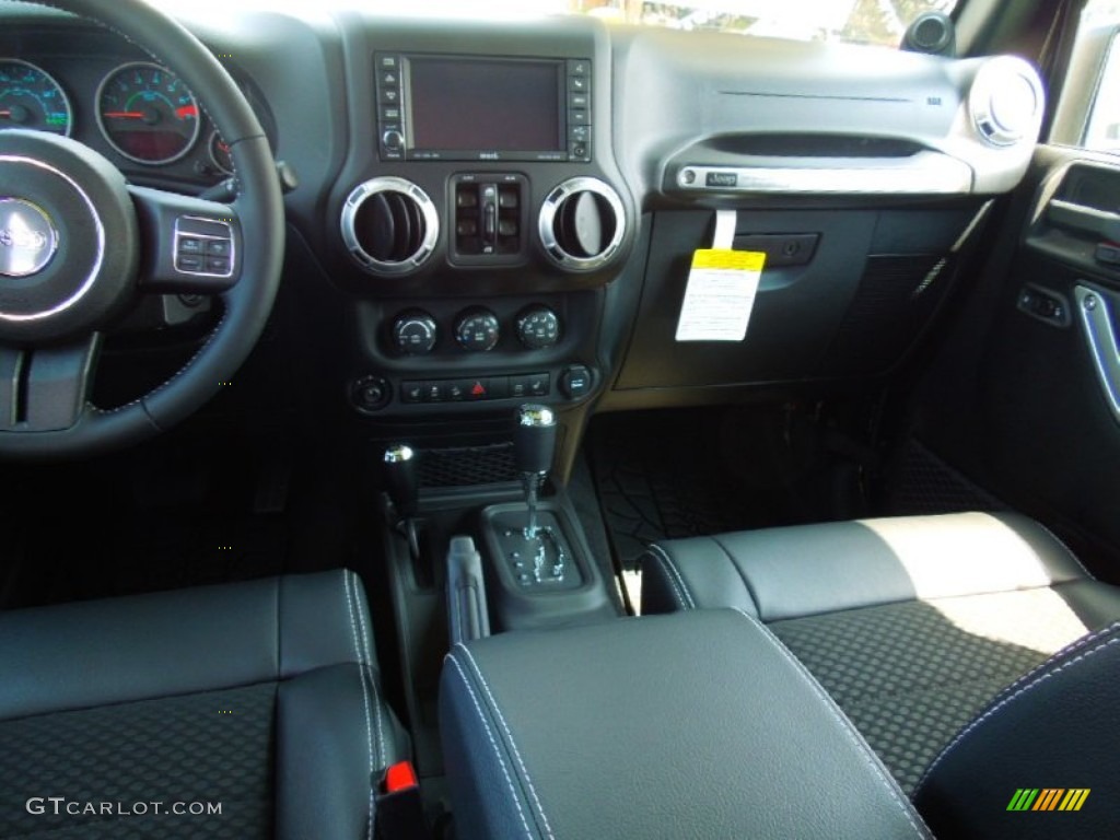 2012 Jeep Wrangler Unlimited Call of Duty: MW3 Edition 4x4 Call of Duty: Black Sedosa/Silver French-Accent Dashboard Photo #65891748